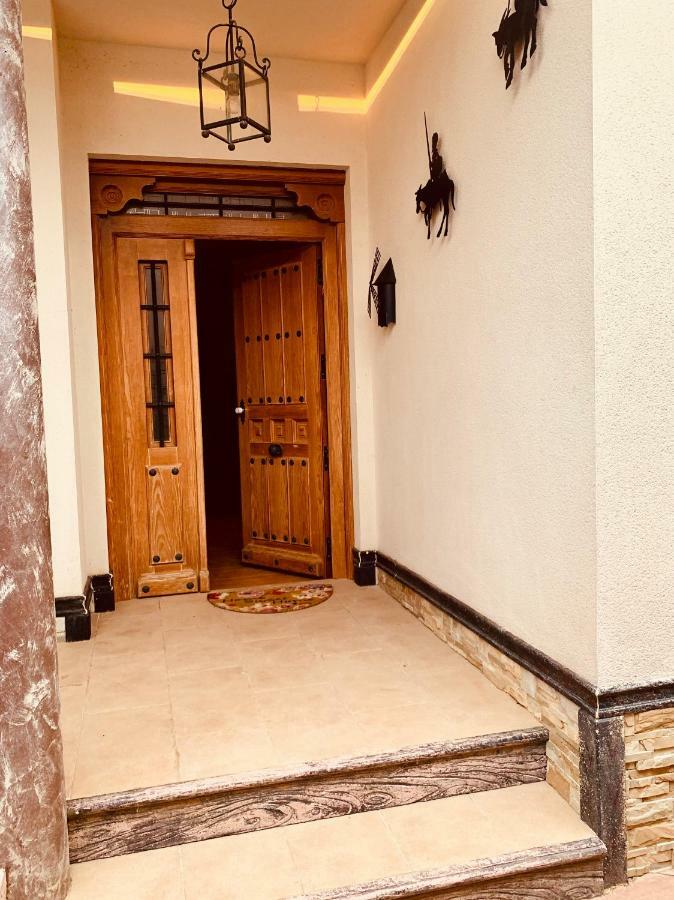 Casa De Pura Cepa Villa Argamasilla De Alba Bagian luar foto